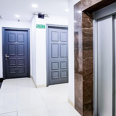 ניו דלהי Family Rooms Inn - Shalimarbagh מראה חיצוני תמונה