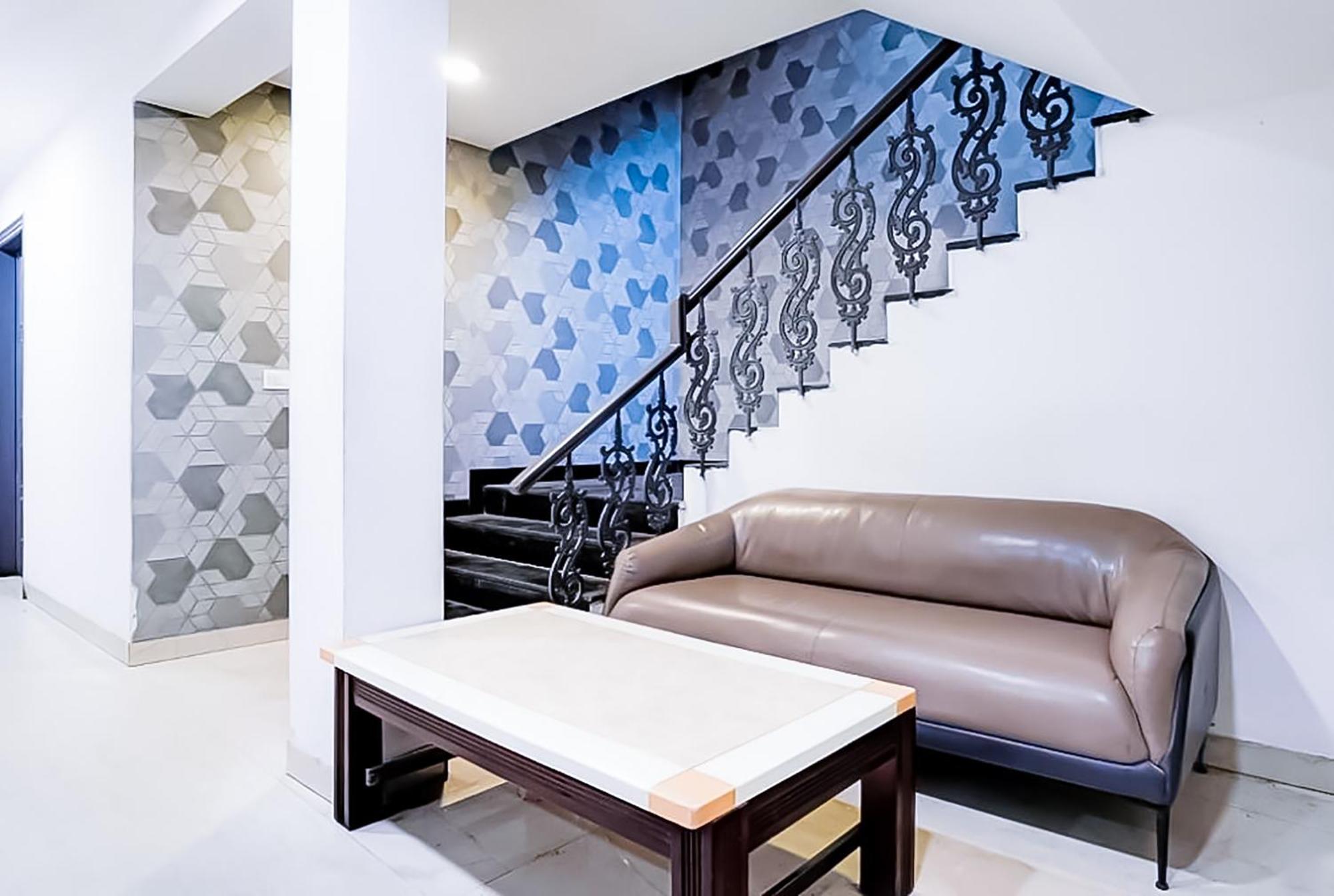 ניו דלהי Family Rooms Inn - Shalimarbagh מראה חיצוני תמונה