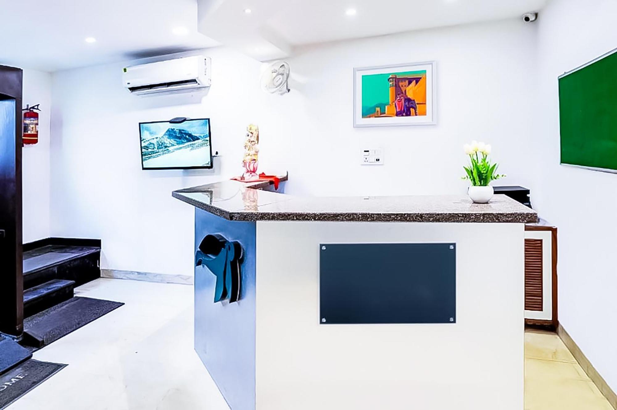 ניו דלהי Family Rooms Inn - Shalimarbagh מראה חיצוני תמונה