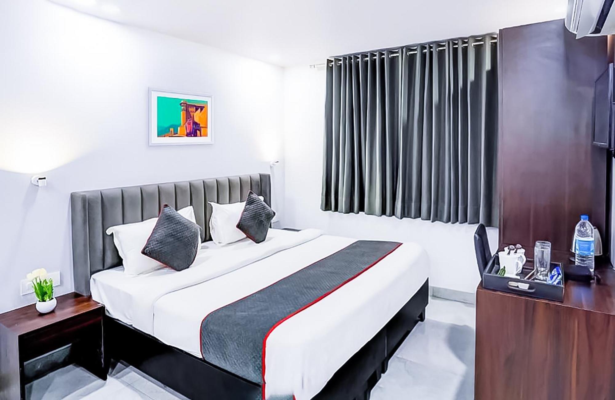ניו דלהי Family Rooms Inn - Shalimarbagh מראה חיצוני תמונה