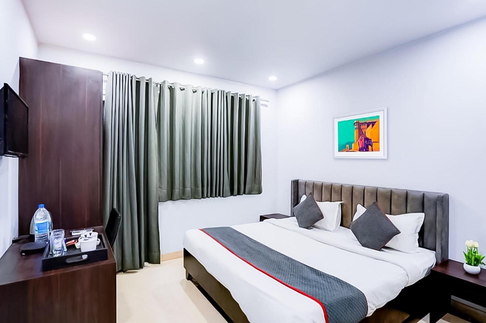 ניו דלהי Family Rooms Inn - Shalimarbagh מראה חיצוני תמונה
